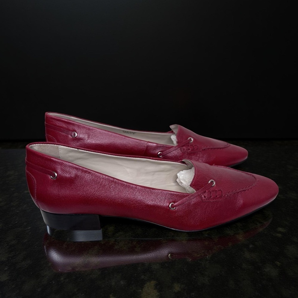 Vintage Red Women's Flats